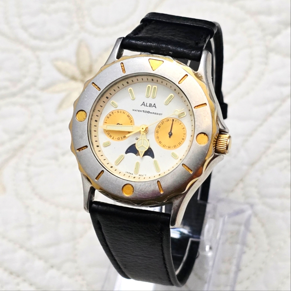 Vintage Seiko Alba Moon Phase Chronograph Watch V33H-X002 Lume Orange